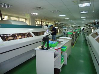 inside view of the plant | employee working at the drill machine